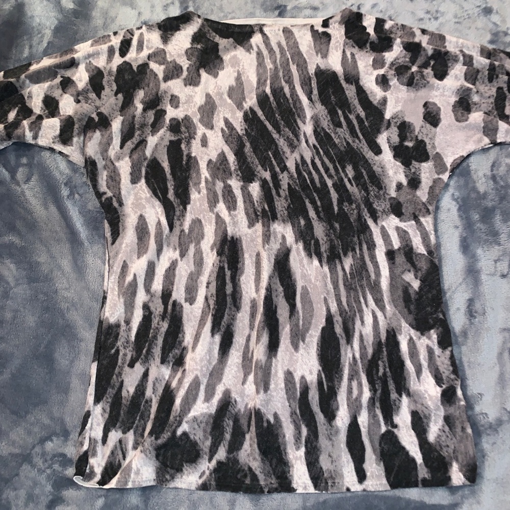 3/4 Sleeve J Leopard Print Top